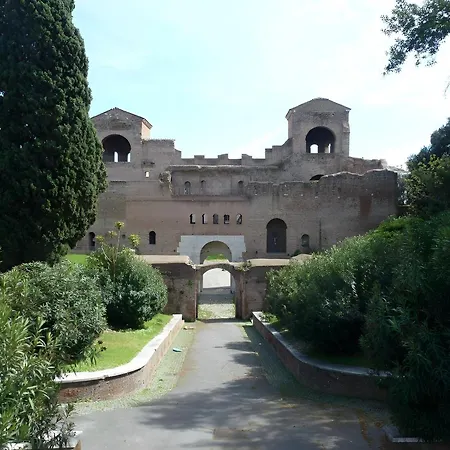 Lovely In The Center Of Rome, Fabrizia. * Rom